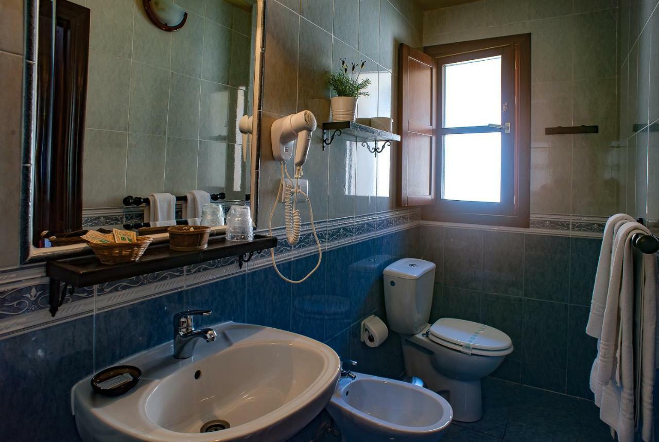 Hotel Rural "Corru San Pumes" ميستاس دي كون المظهر الخارجي الصورة